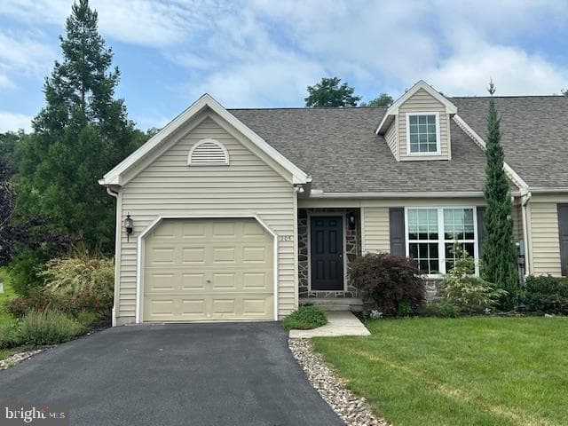 205 Cambridge Lane photo 1