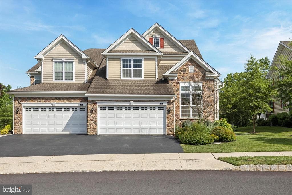 72 Iron Hill Way photo 1