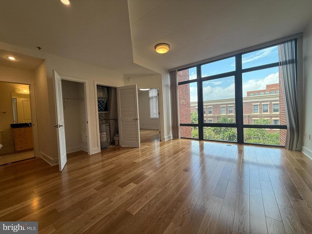 520 John Carlyle Street #310 photo 1