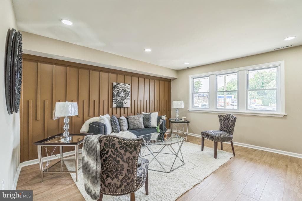 5734 Harbison Avenue, Philadelphia