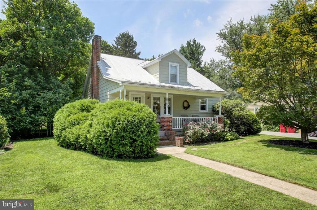 30 Wyrick Avenue photo 1