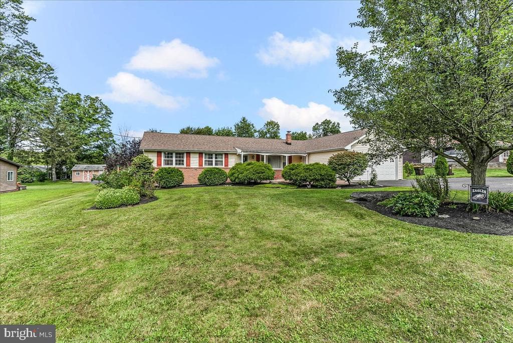243 Milford Square Pike photo 1