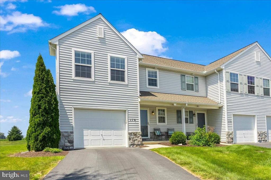 176 N Village Cir U-0102 Circle photo 1