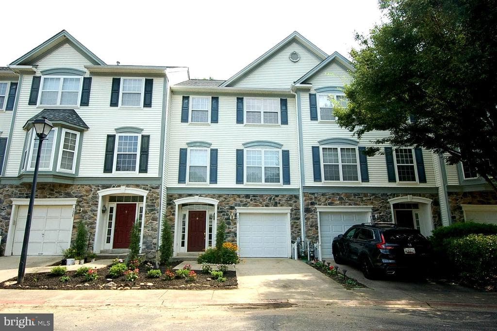 7327 Rocky Creek Drive #17 photo 1