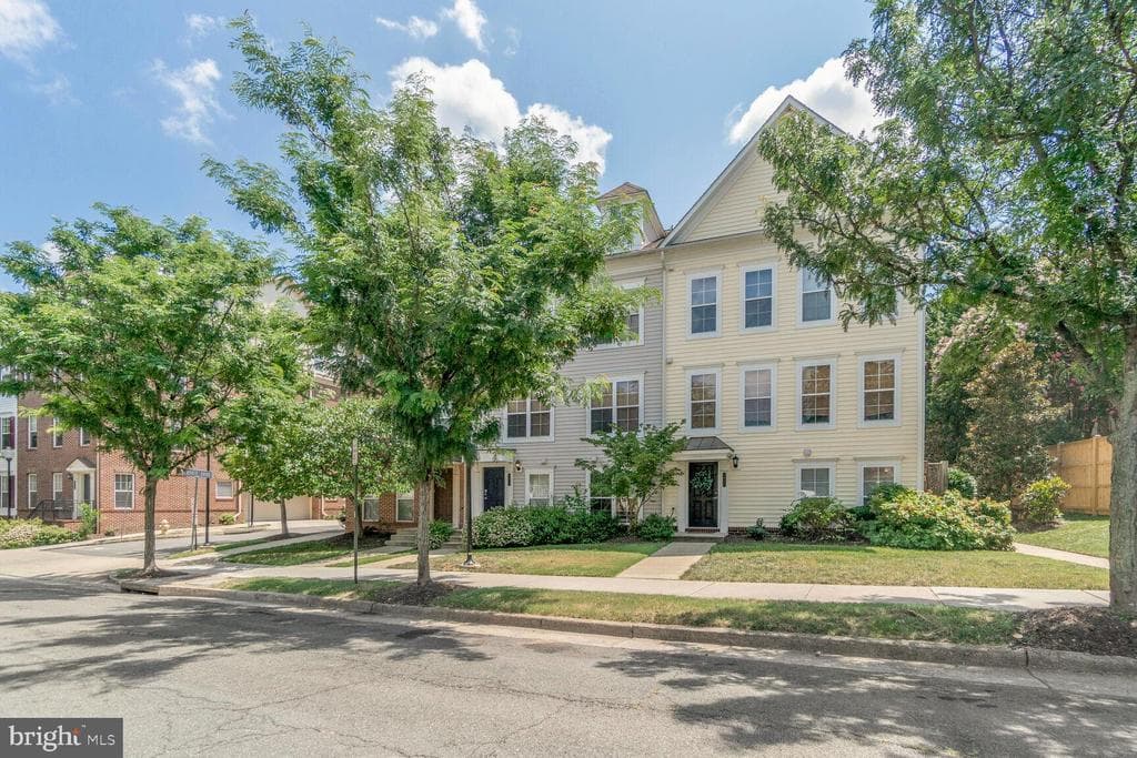 3911 Old Dominion Boulevard photo 1