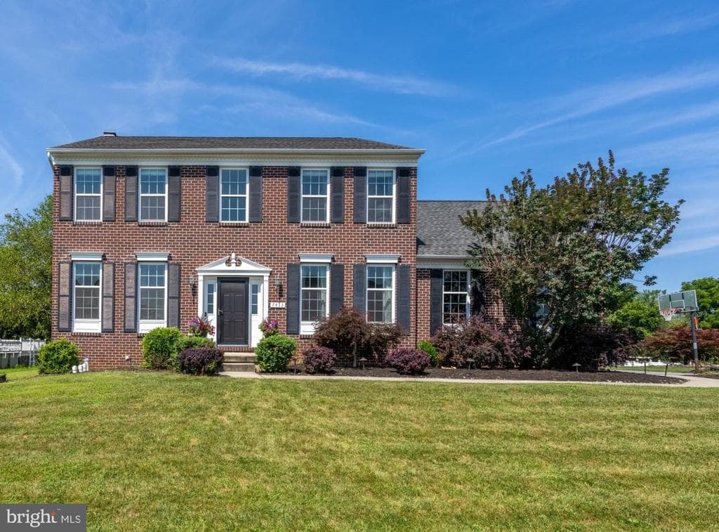 7433 Cedar Road photo 1