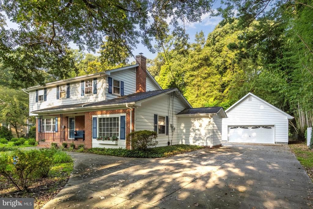 1302 Taney Avenue photo 1