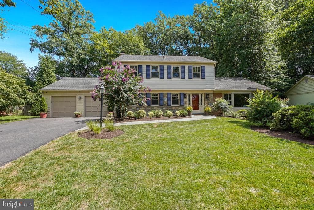 11321 Marcliff Road photo 1