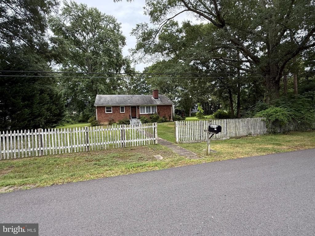 6817 Ridgeway Drive photo 1