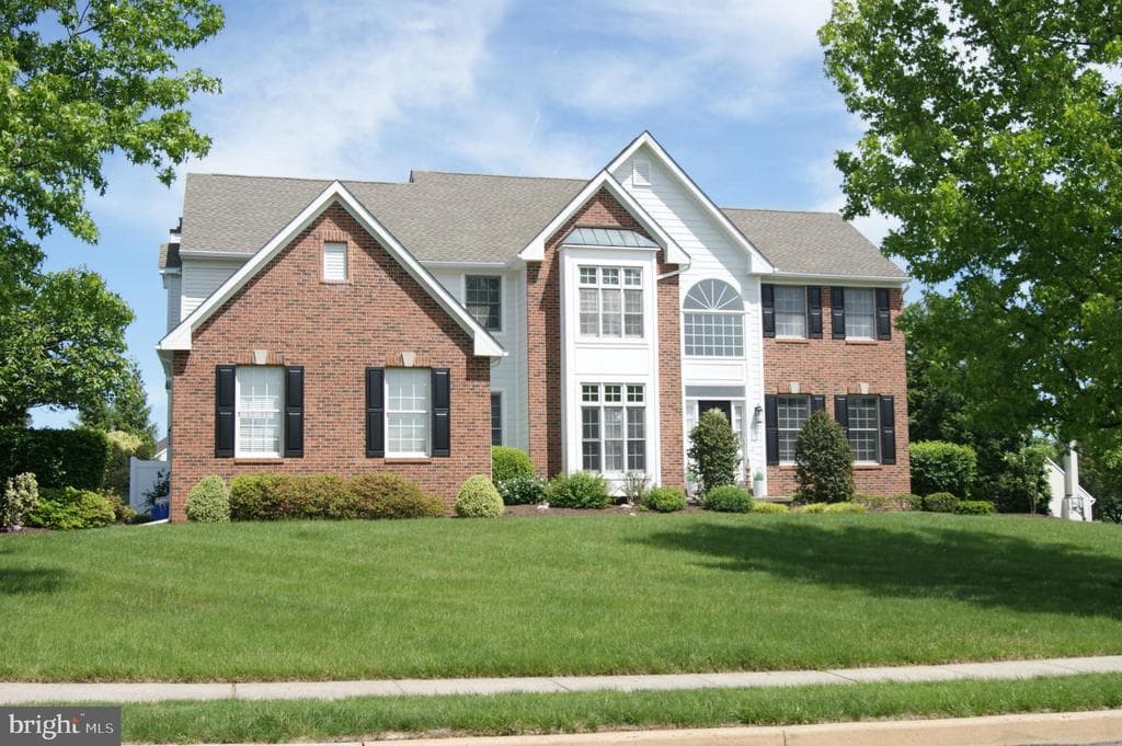 29 Castleton Drive photo 1