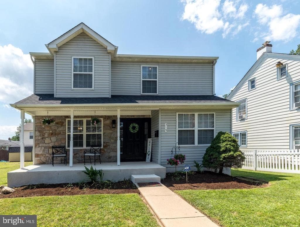 319 Fairview Road photo 1