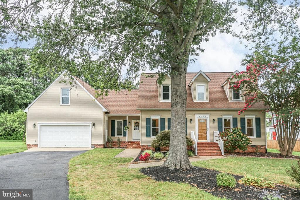 5111 Fielding Lewis Court photo 1