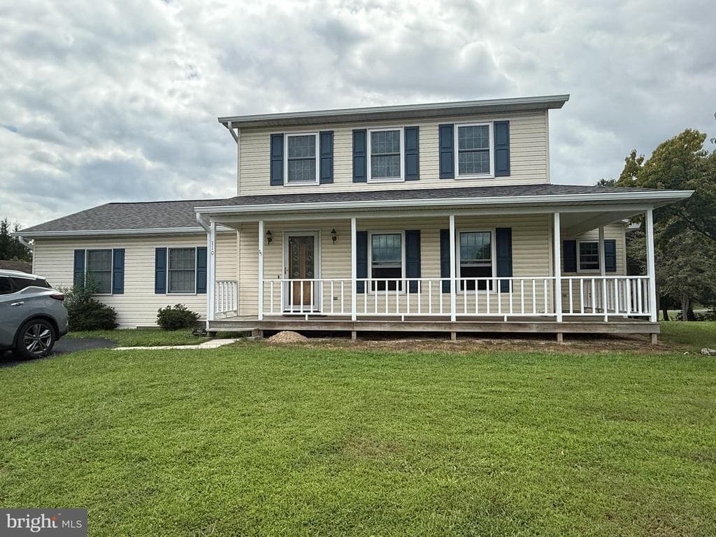 110 Kingsland Court photo 1