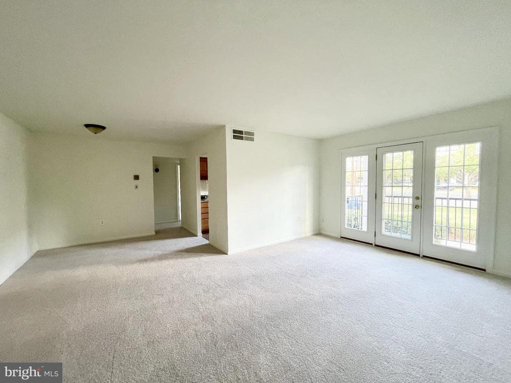 9495 Fairfax Boulevard #204 photo 1