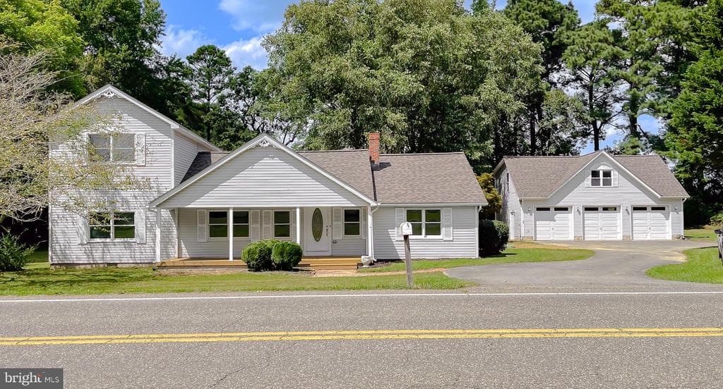 48046 Mattapany Road photo 1