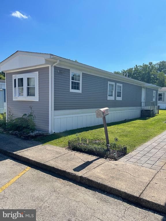 3605 Rose Avenue photo 1