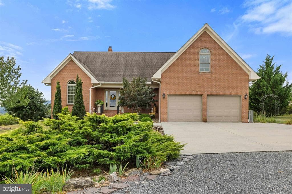 93 Adare Lane photo 1