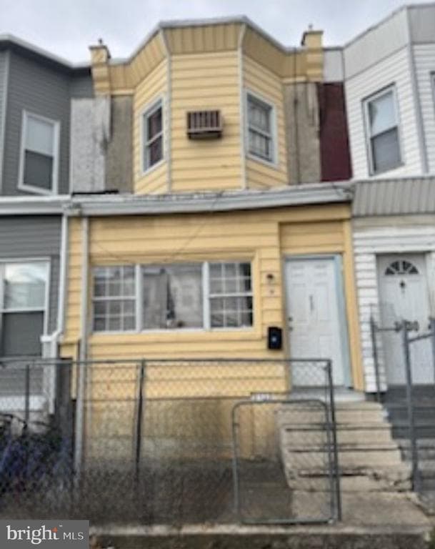 2032 S 66th Street photo 1