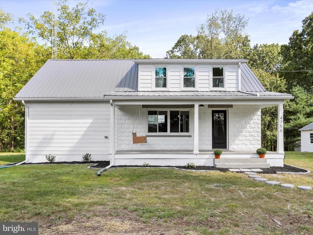 4756 Pleasant Ridge Road photo 1