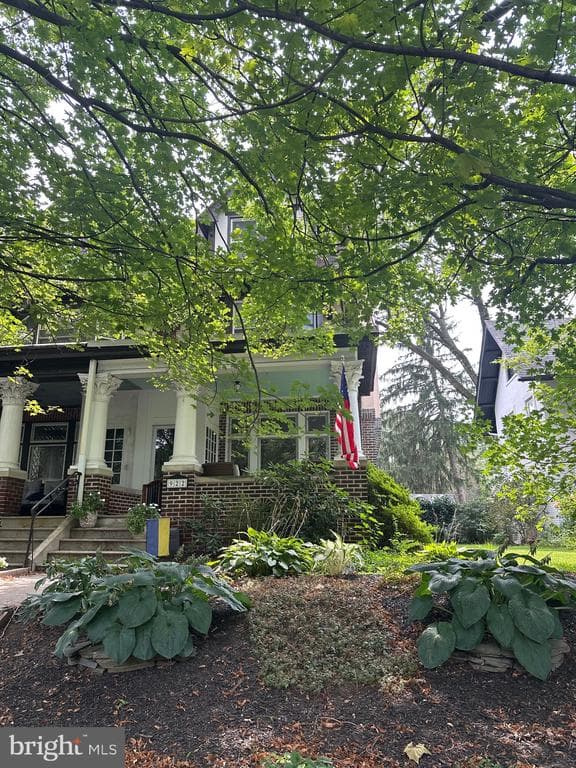 922 Buchanan Avenue photo 1