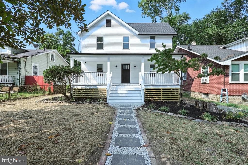 4310 31st Street photo 1