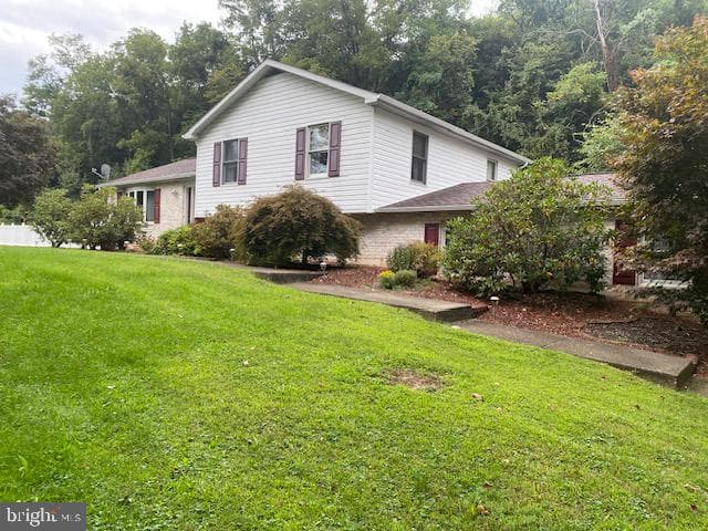 327 Larue Lane photo 1