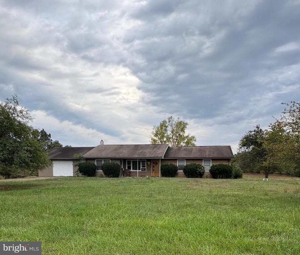 1667 J. C. Markwood Road photo 1