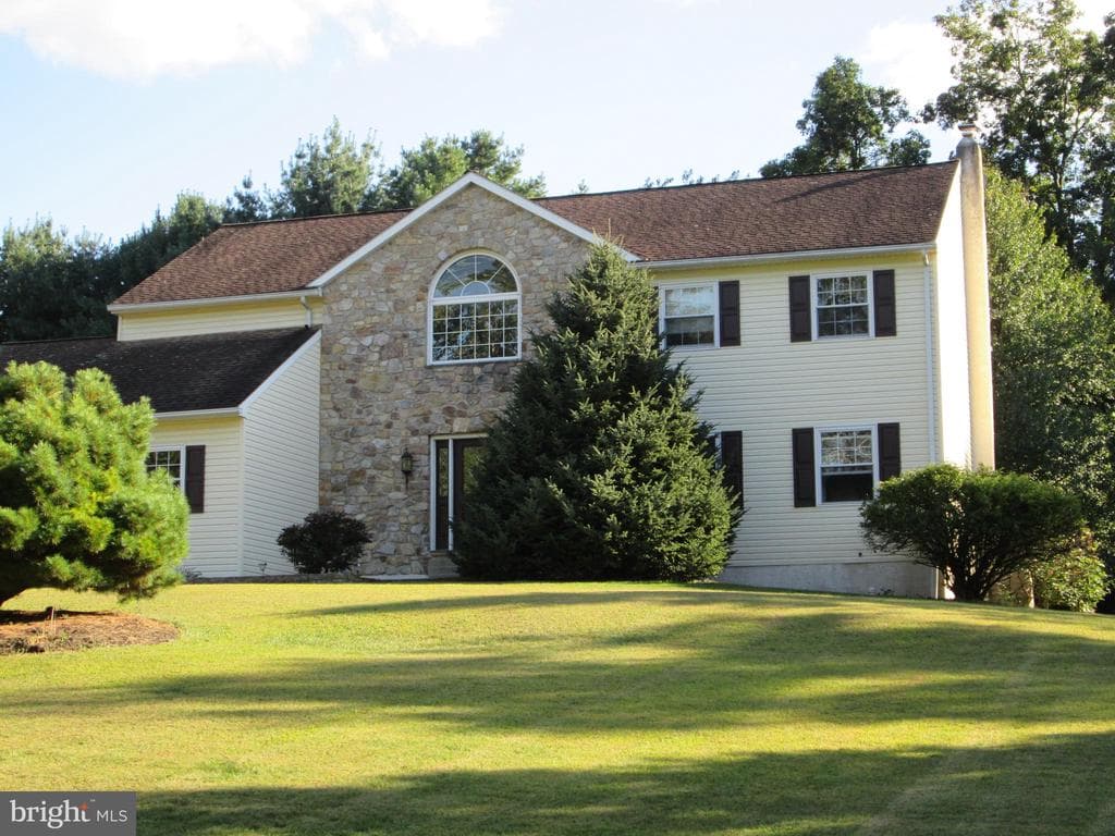 12 Lehland Drive photo 1