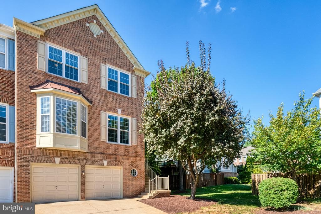 6850 Alicia Court photo 1