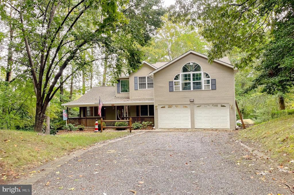 5862 Magnolia Circle photo 1
