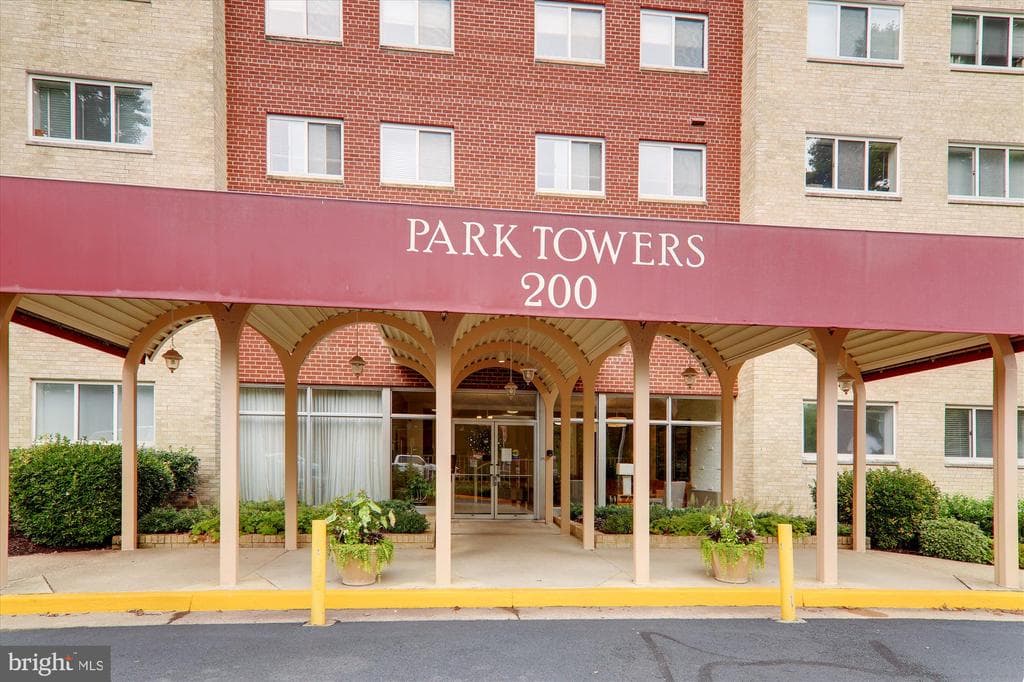 200 N Maple Avenue #415 photo 1
