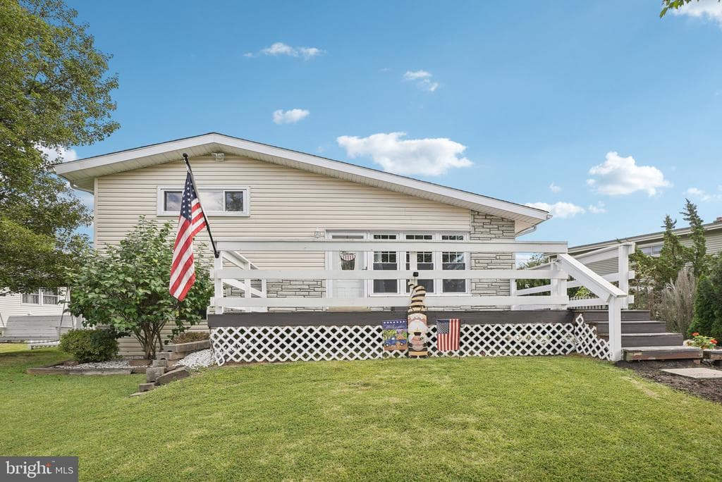418 Springhouse Road photo 1