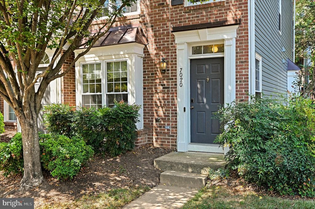 7020 Falls Reach Drive #7020 photo 1