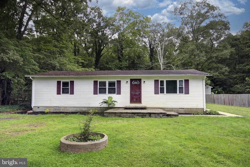 6844 Coleman Avenue photo 1