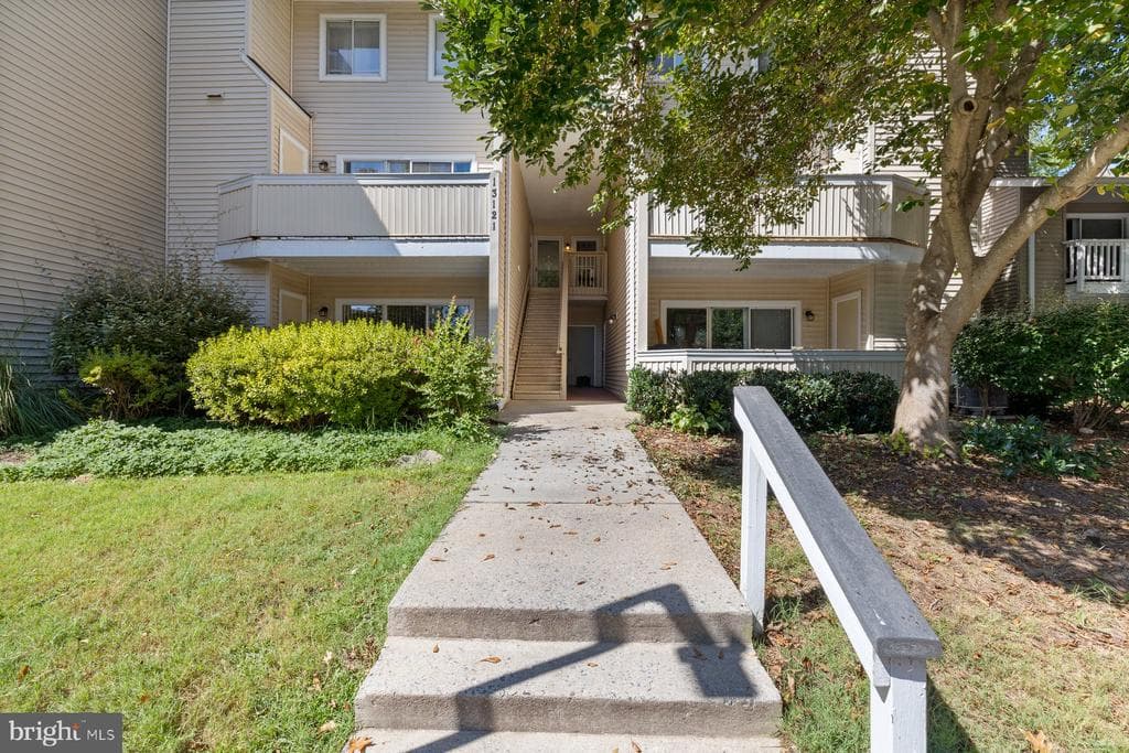 13121 Wonderland Way #13-140 photo 1