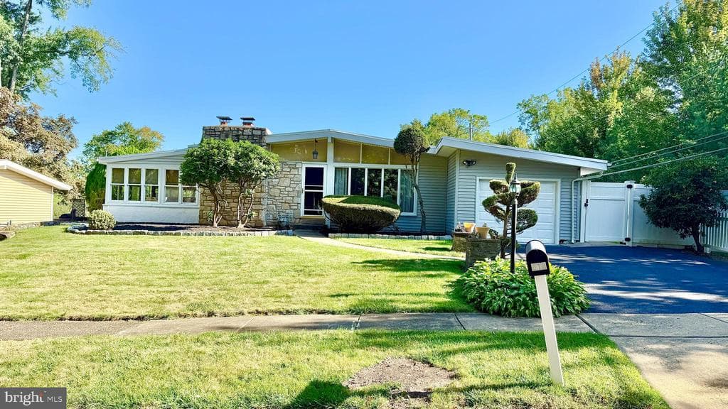 516 Bruce Road photo 1
