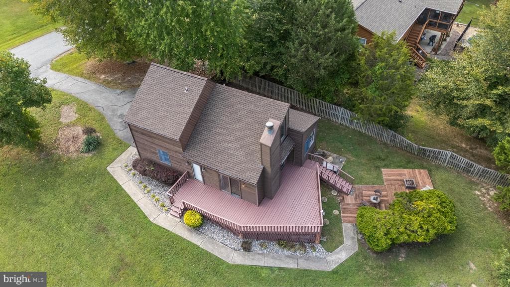 6635 Horseshoe Drive photo 1