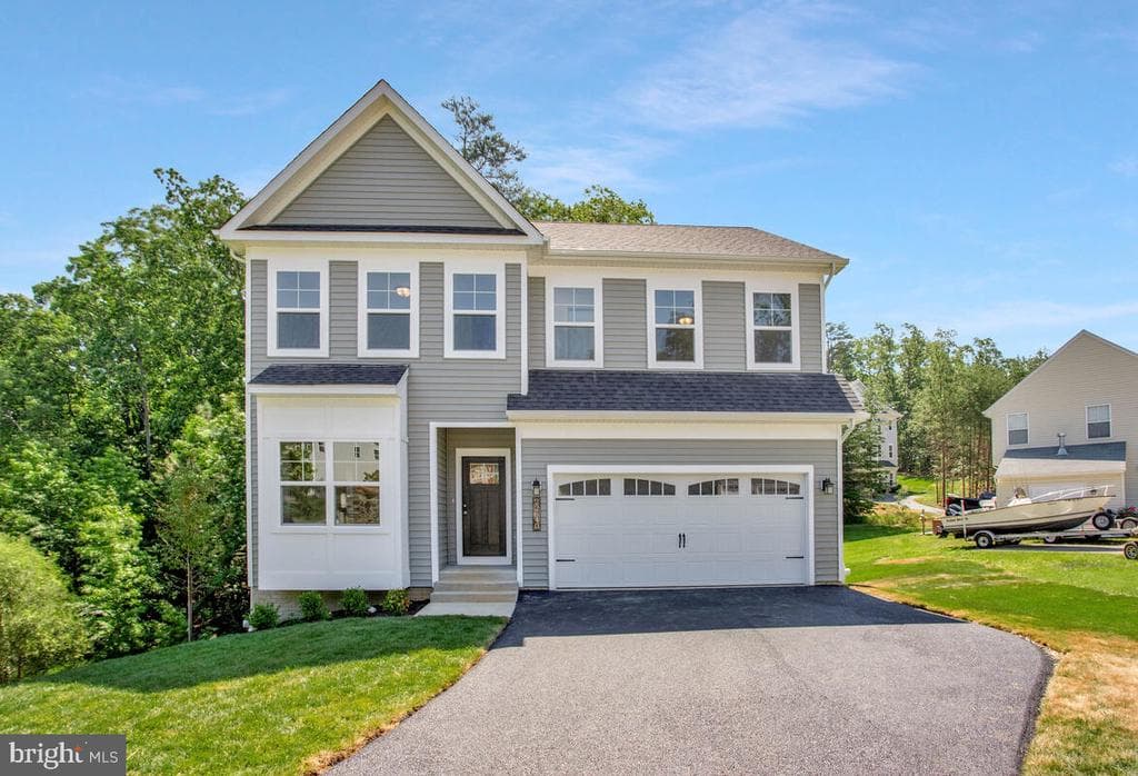 404 Warwick photo 1
