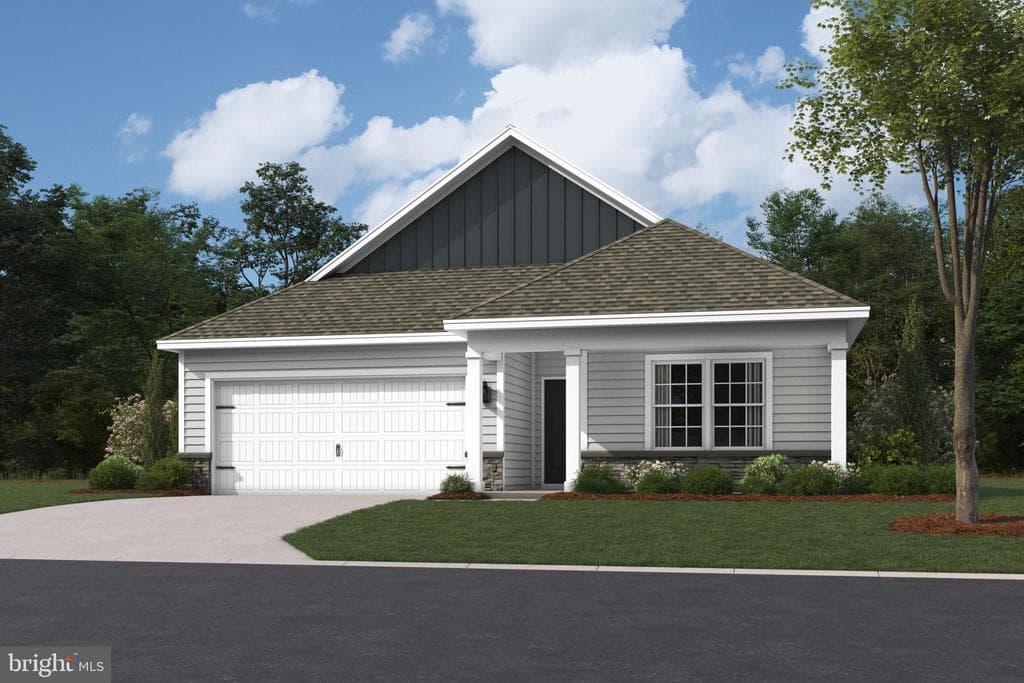 140 Amber Lane photo 1
