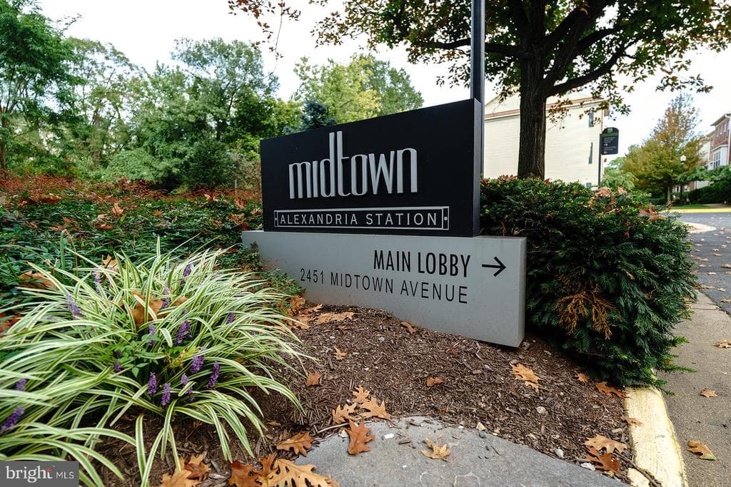 2451 Midtown Avenue #713 photo 1