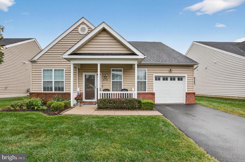 2680 Iris Lane photo 1