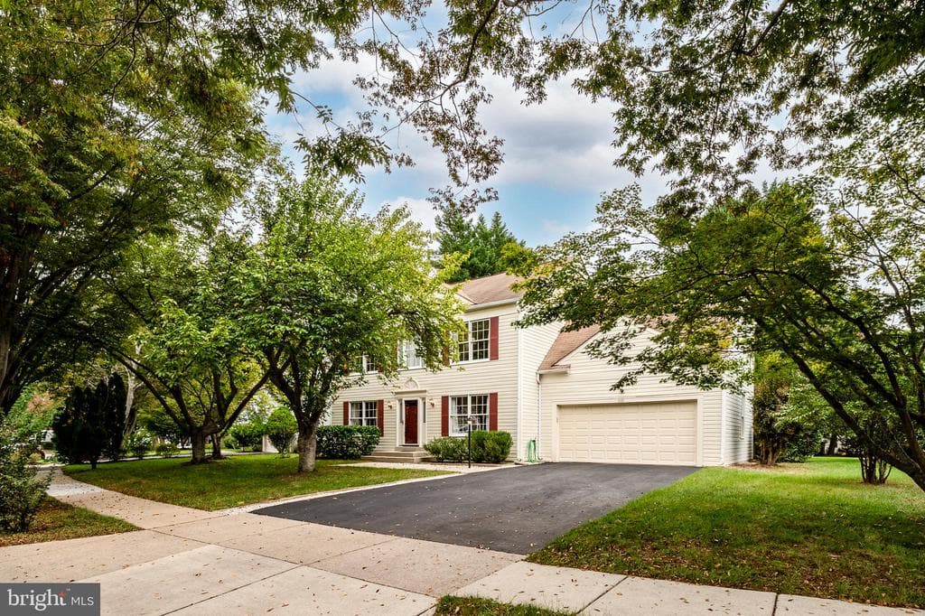 16111 Amethyst Lane photo 1