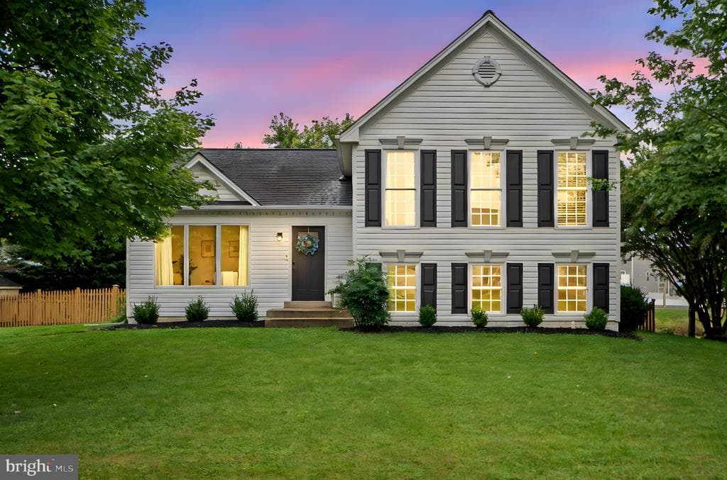 209 Silverstone Drive photo 1