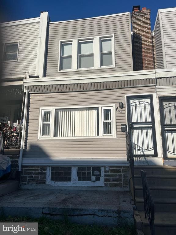3153 Barnett Street photo 1