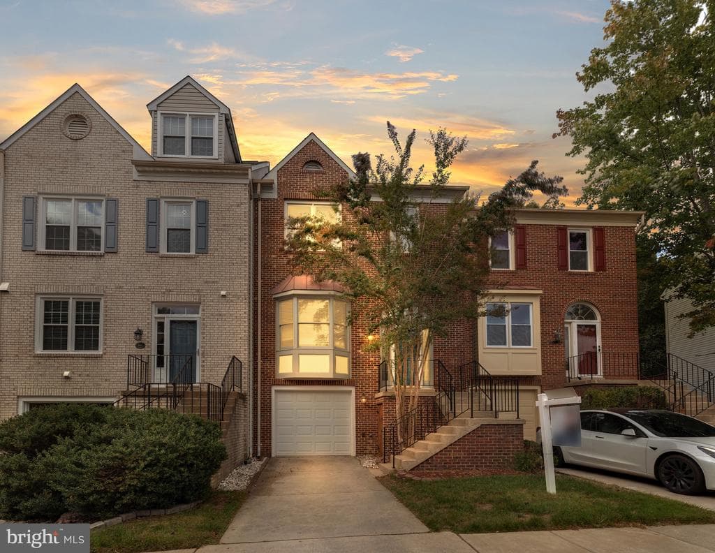8110 Squirrel Run Road photo 1