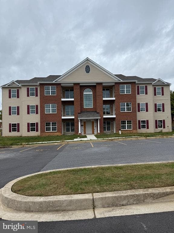 820 Wembley Drive #3c photo 1