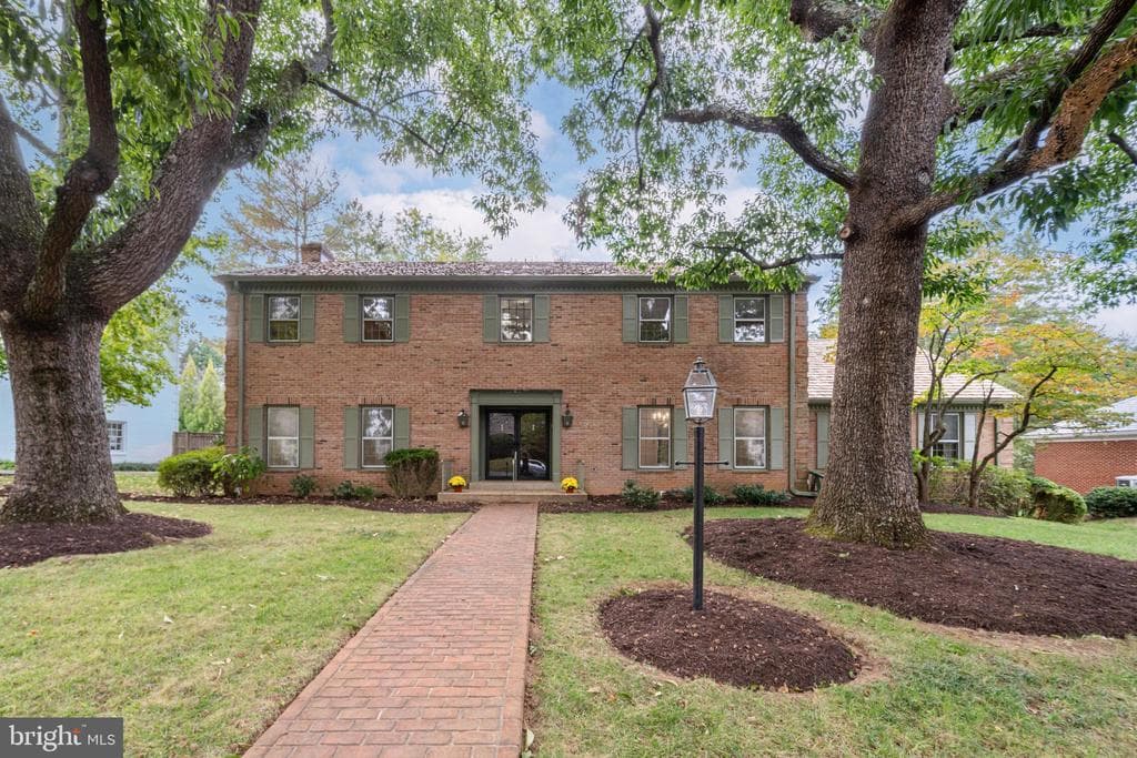 1224 Perry William Drive photo 1