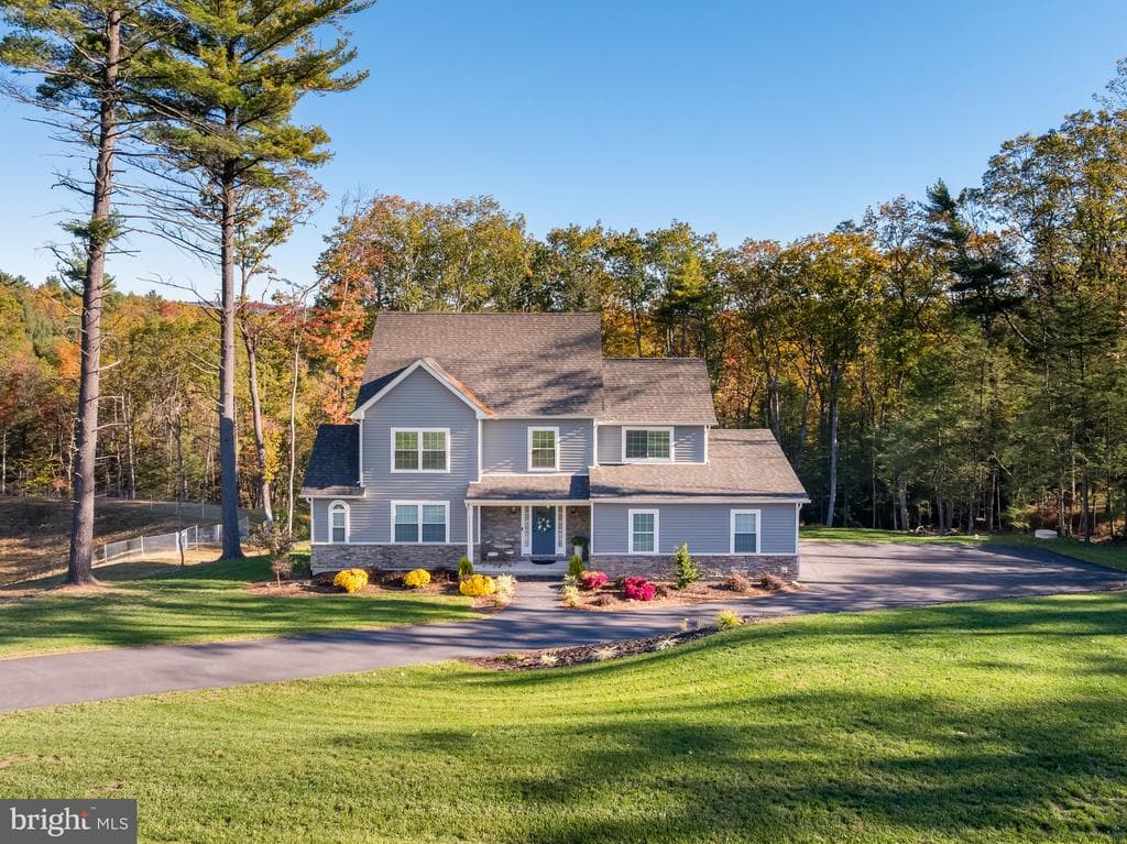 131 Chinaberry Way photo 1