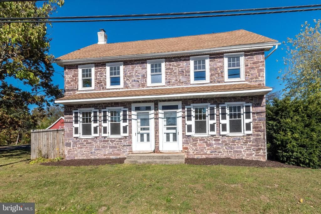1100 Cressman Rd photo 1