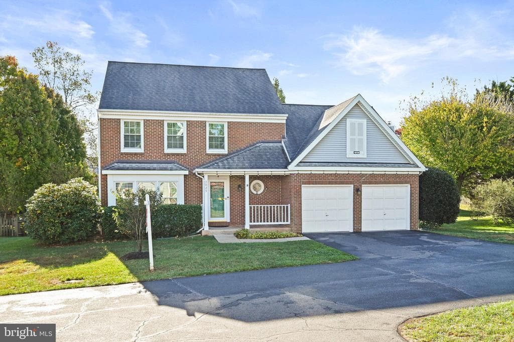 3025 Hughsmith Court photo 1